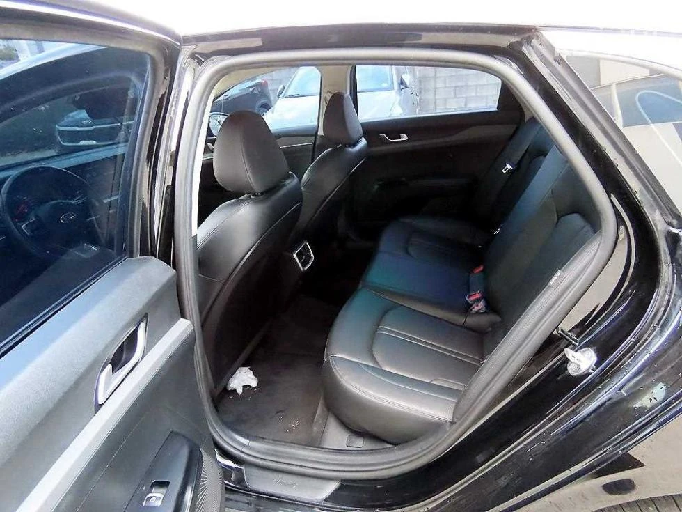 Kia K5 2.0 LPi - ФАБРИЧНО ЛИЗИНГ БЕЗ ПЪРВОНАЧАЛНА ВНОСКА - изображение 6