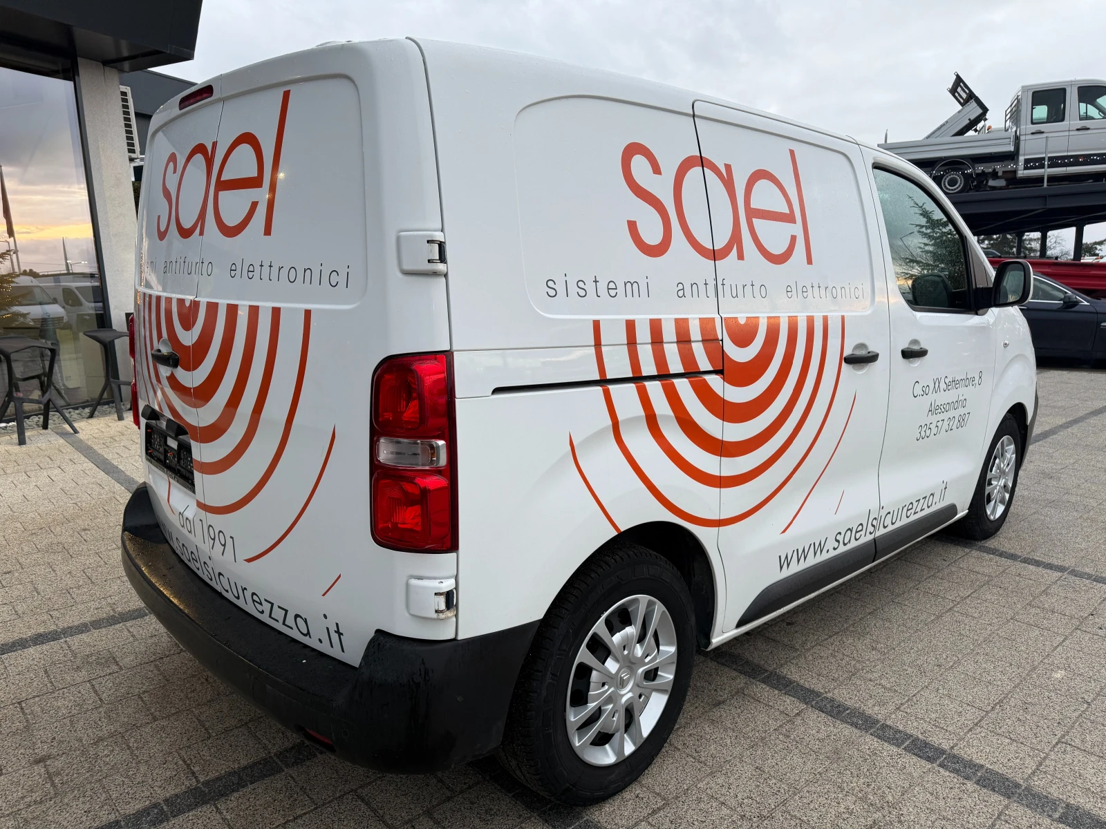 Citroen Jumpy 1.6HDI Климатик Euro 6B  - изображение 7