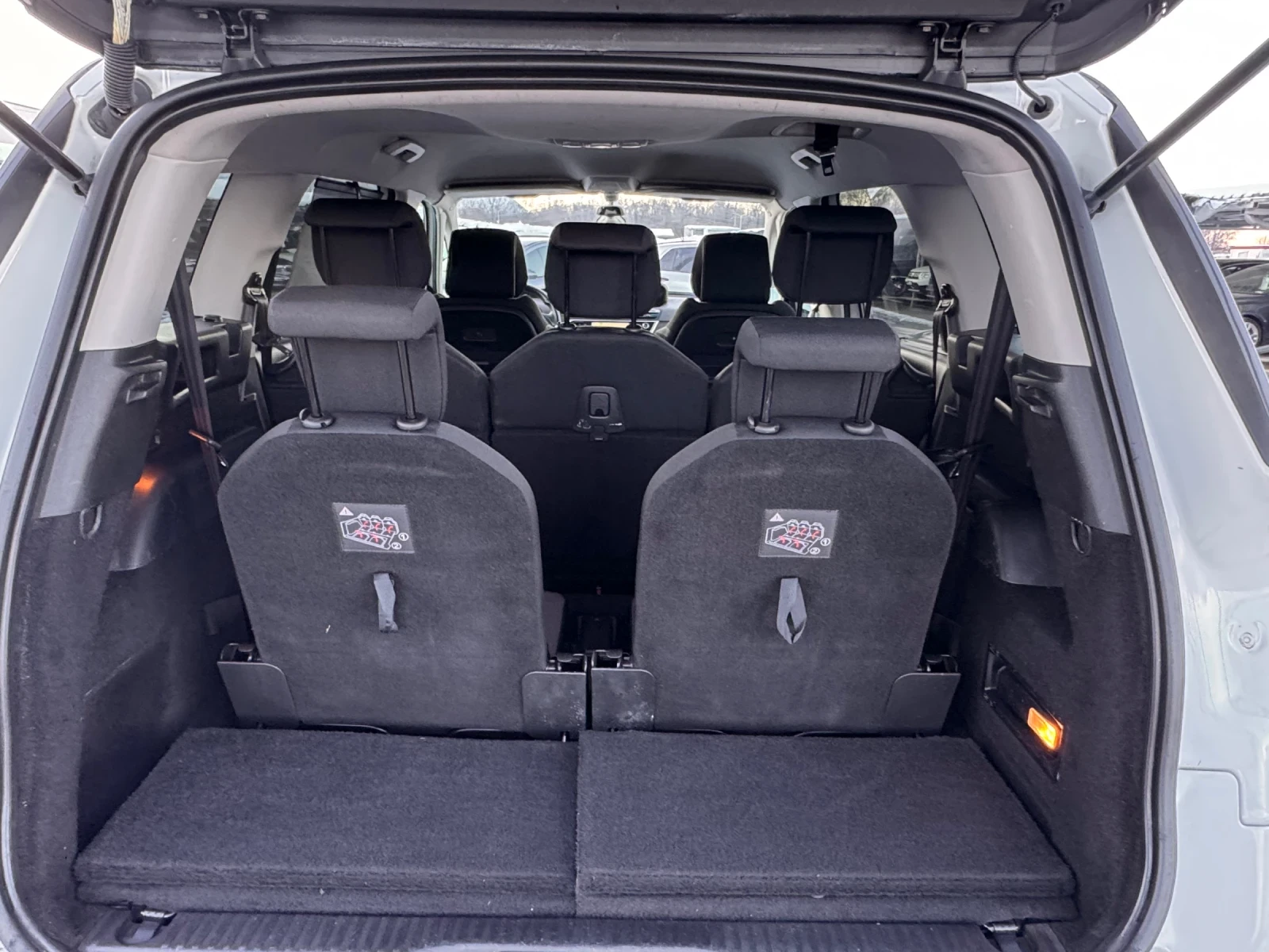 Citroen Grand C4 Picasso 1.6HDI 6+ 1 ������ | Mobile.bg � ����������� 12