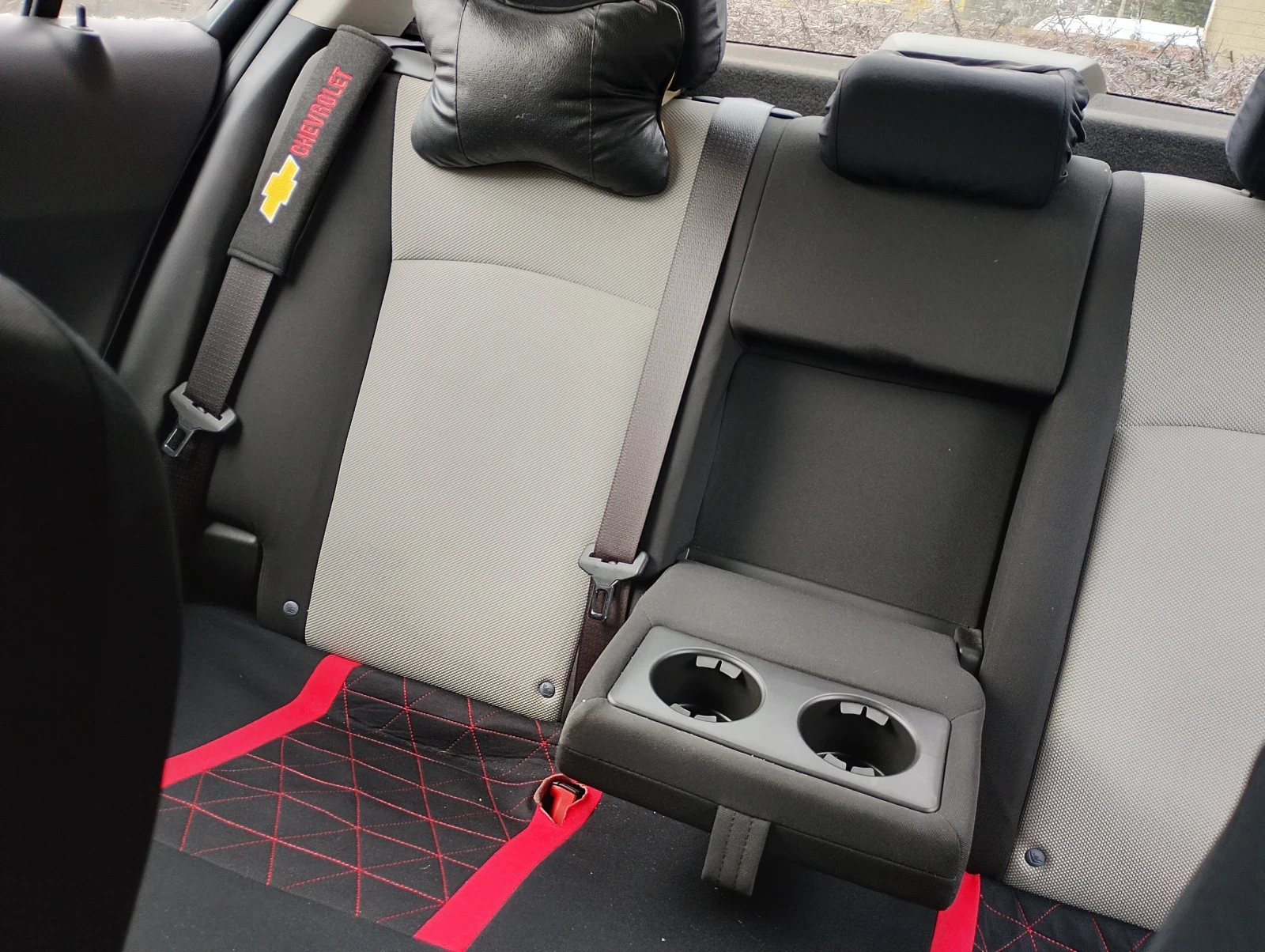 Chevrolet Cruze Климатроник, Мултимедия тип Тесла, снимка 6 - Автомобили и джипове - 53725042