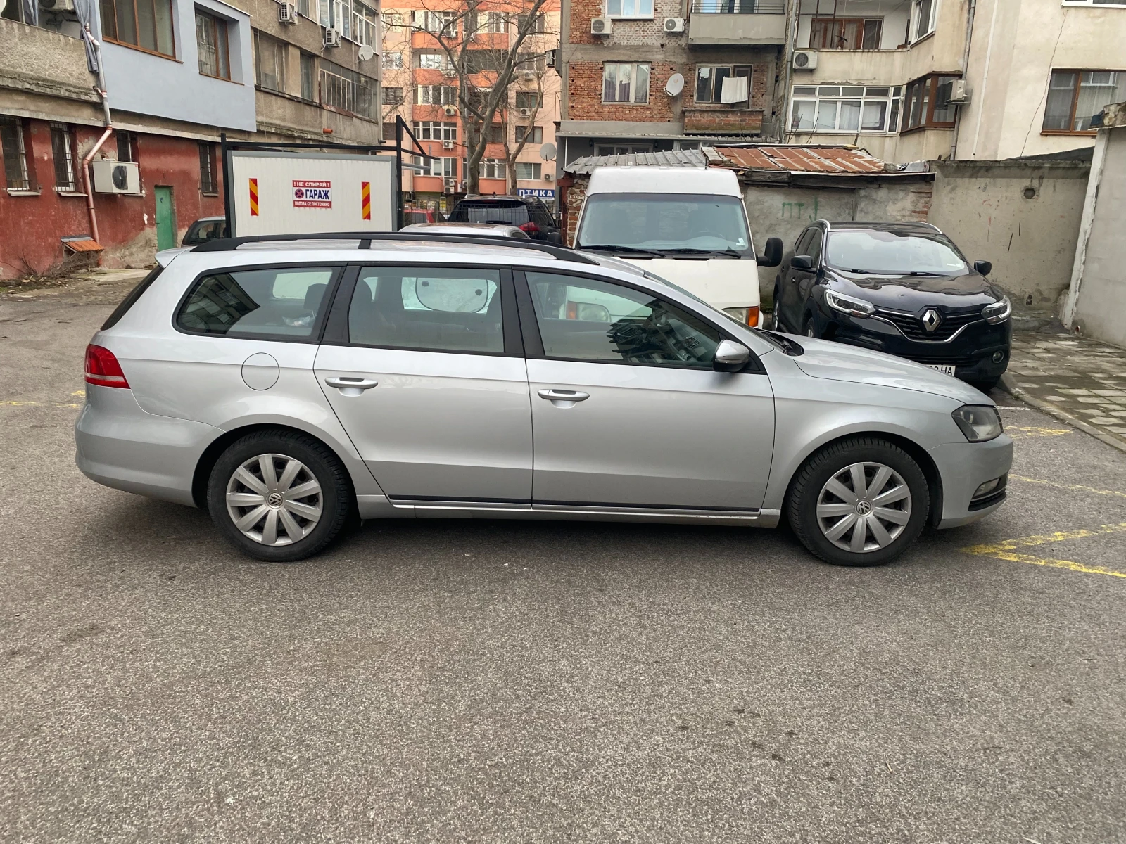 VW Passat B7, снимка 2 - Автомобили и джипове - 53735368