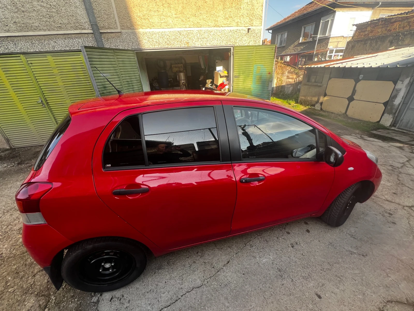 Toyota Yaris 1.33, снимка 3 - Автомобили и джипове - 53892336