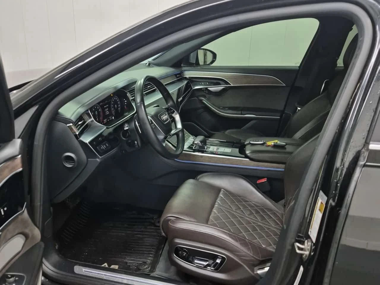 Audi A8 55 TFSI QUATTRO  CARFAX, снимка 5 - Автомобили и джипове - 53914289