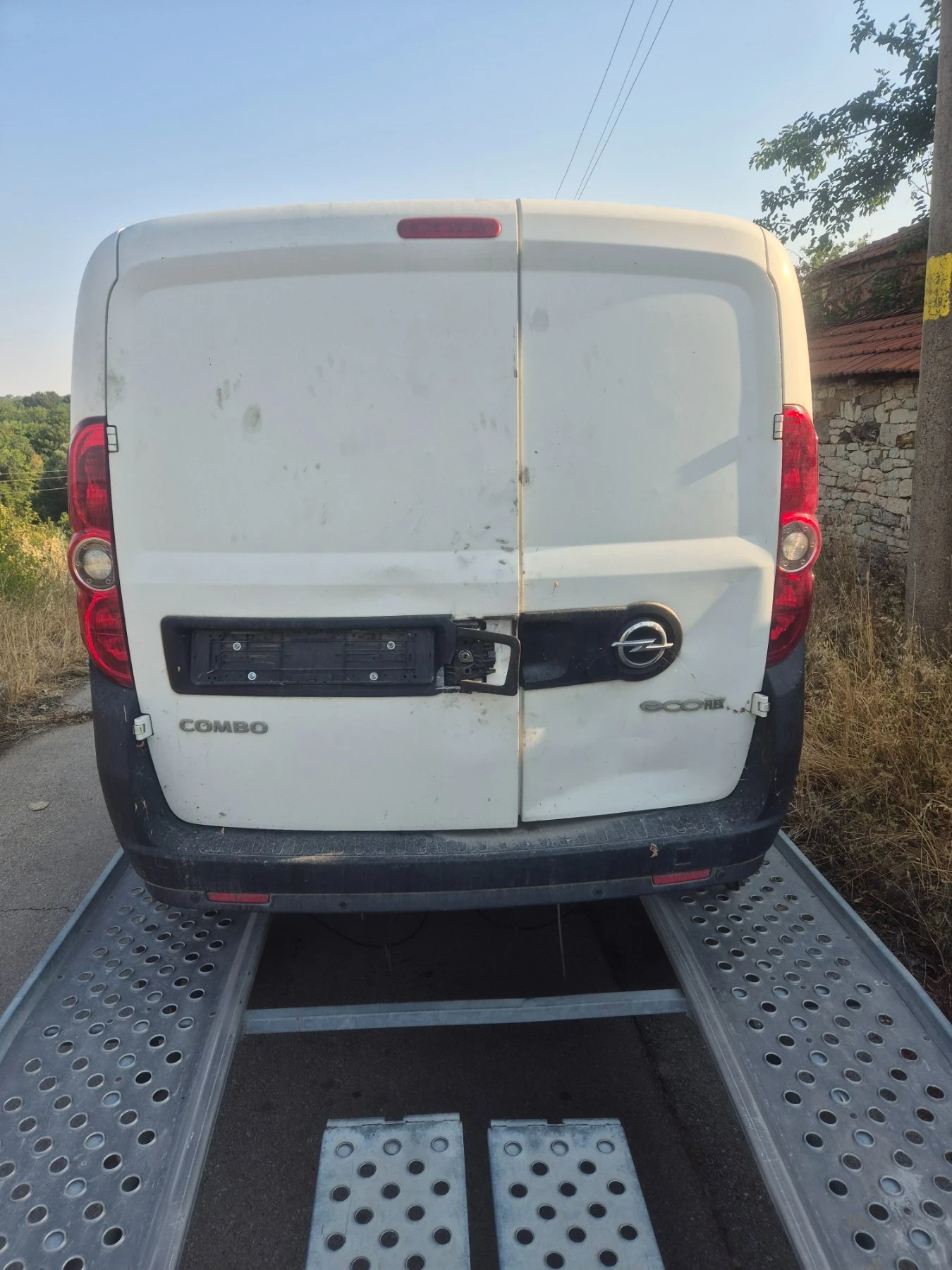 Opel Combo 1.3 multi jet , снимка 4 - Автомобили и джипове - 53924215