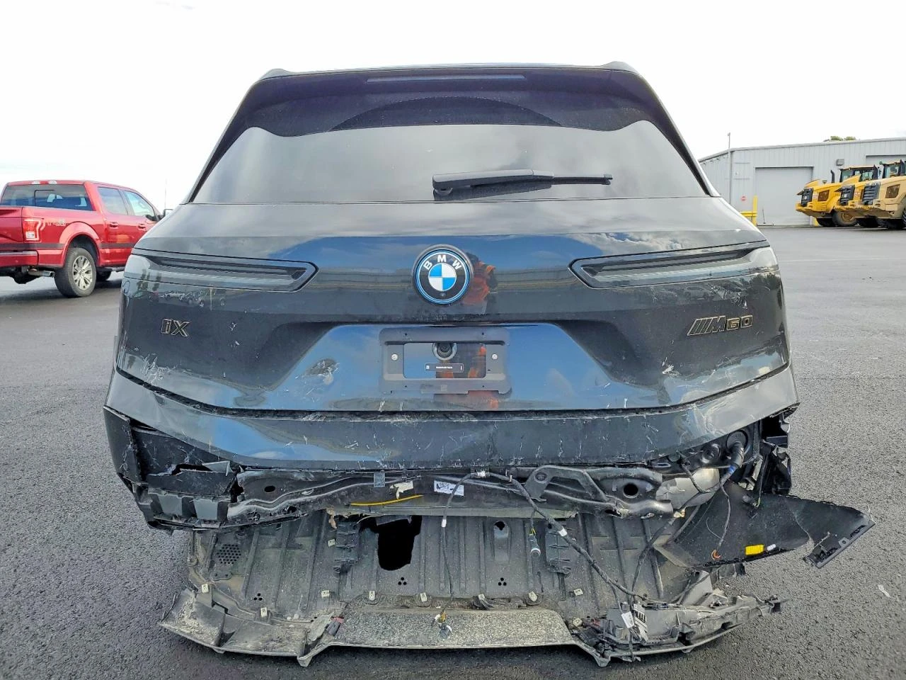 BMW iX M60, снимка 6 - Автомобили и джипове - 54152760