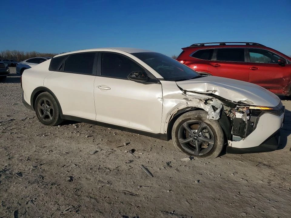 Kia K4 2.0L 4 Front Wheel Drive | Mobile.bg � ����������� 4