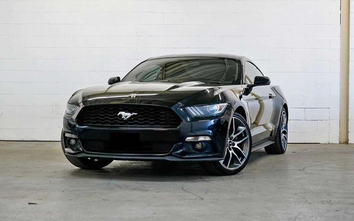 Ford Mustang 2.3 ECO BOOST PREMIUM * ОБДУХВАНЕ * CARFAX * 