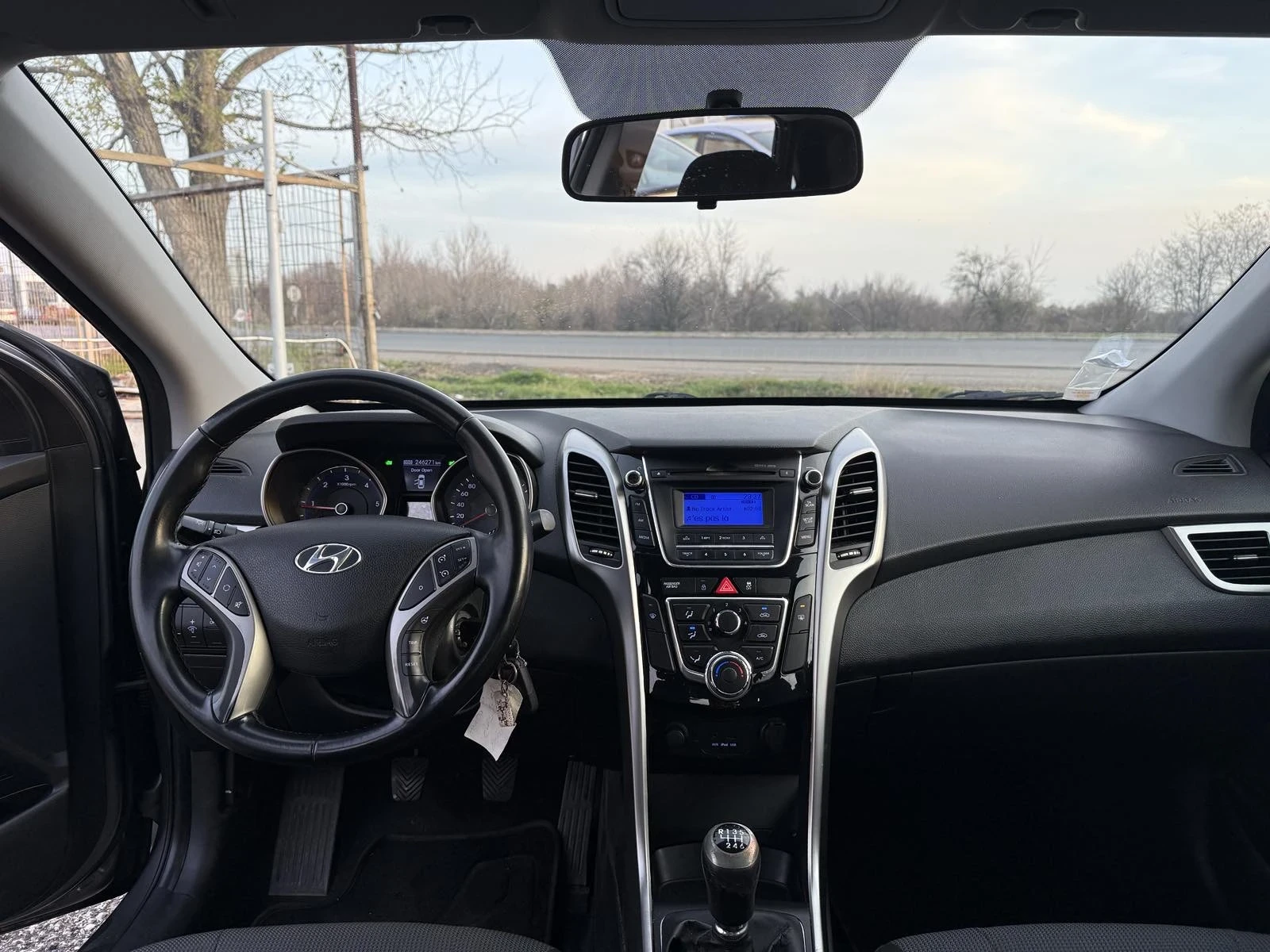Hyundai I30 1.6 CRDI.110K, снимка 9 - Автомобили и джипове - 54945448
