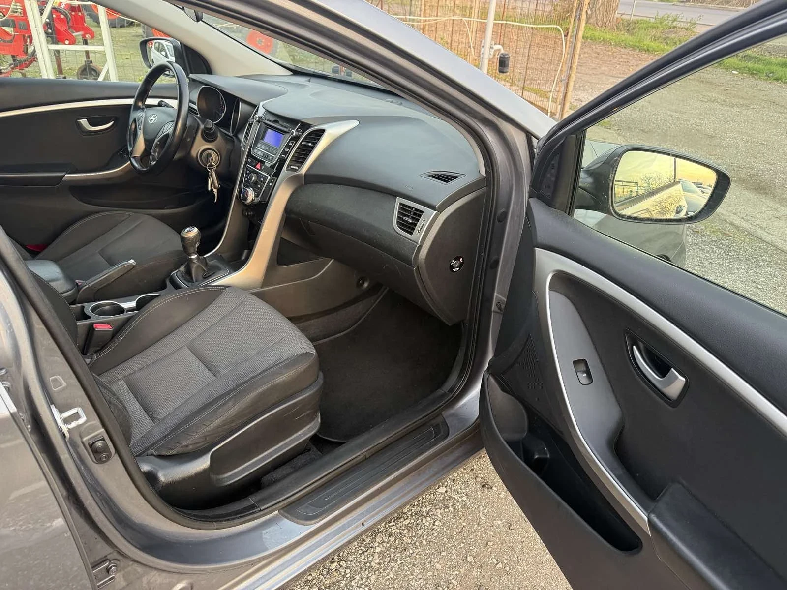 Hyundai I30 1.6 CRDI.110K, снимка 11 - Автомобили и джипове - 54945448
