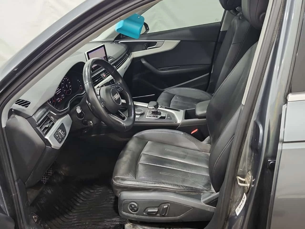 Audi A4 Technik/CARFAX/ШИБЕДАХ/ПОДГРЕВ/ДИГ.КИЛОМЕТРАЖ/, снимка 5 - Автомобили и джипове - 55180662