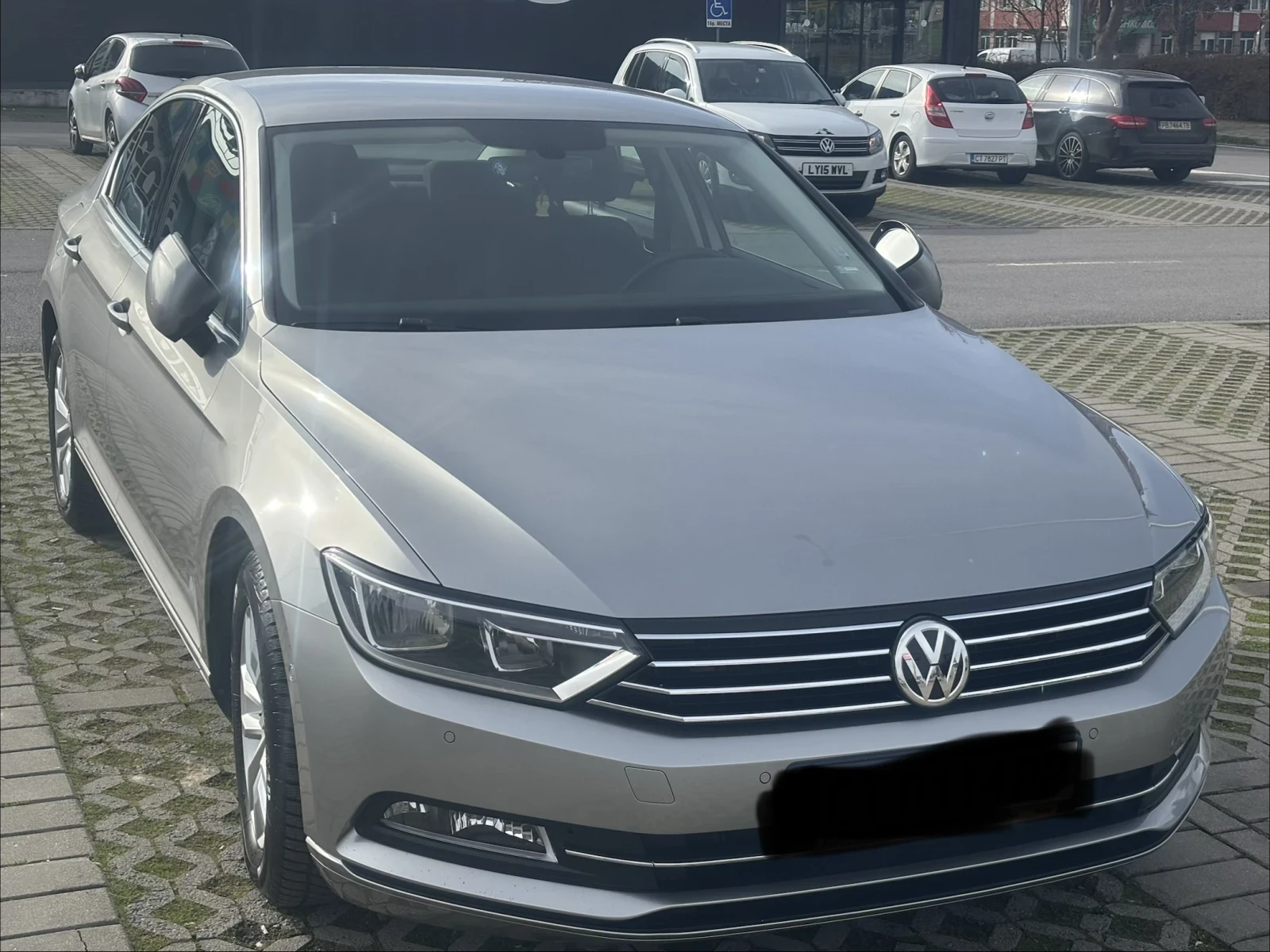 VW Passat 8, снимка 14 - Автомобили и джипове - 55980347