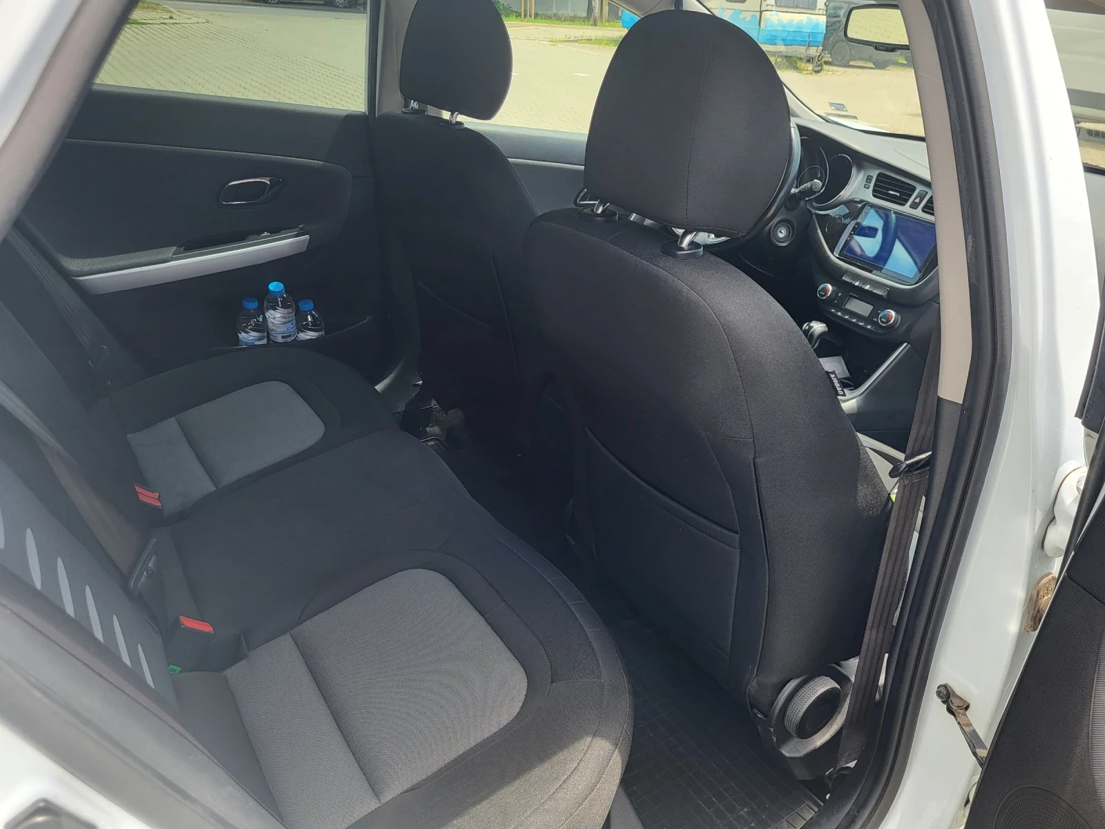 Kia Ceed, снимка 14 - Автомобили и джипове - 56056748