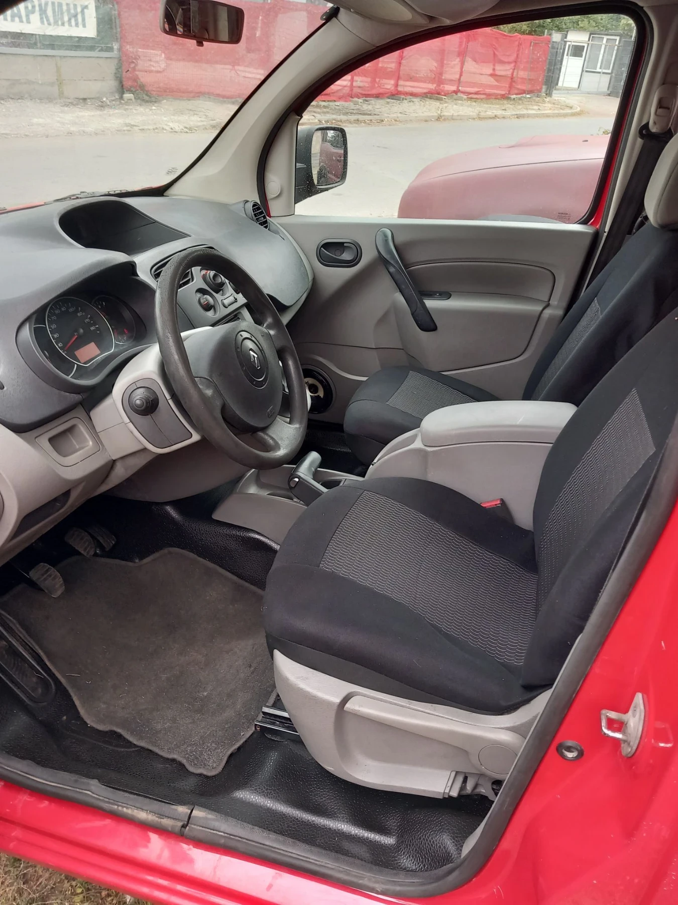 Renault Kangoo 1.5 TDCI, снимка 11 - Автомобили и джипове - 56225042