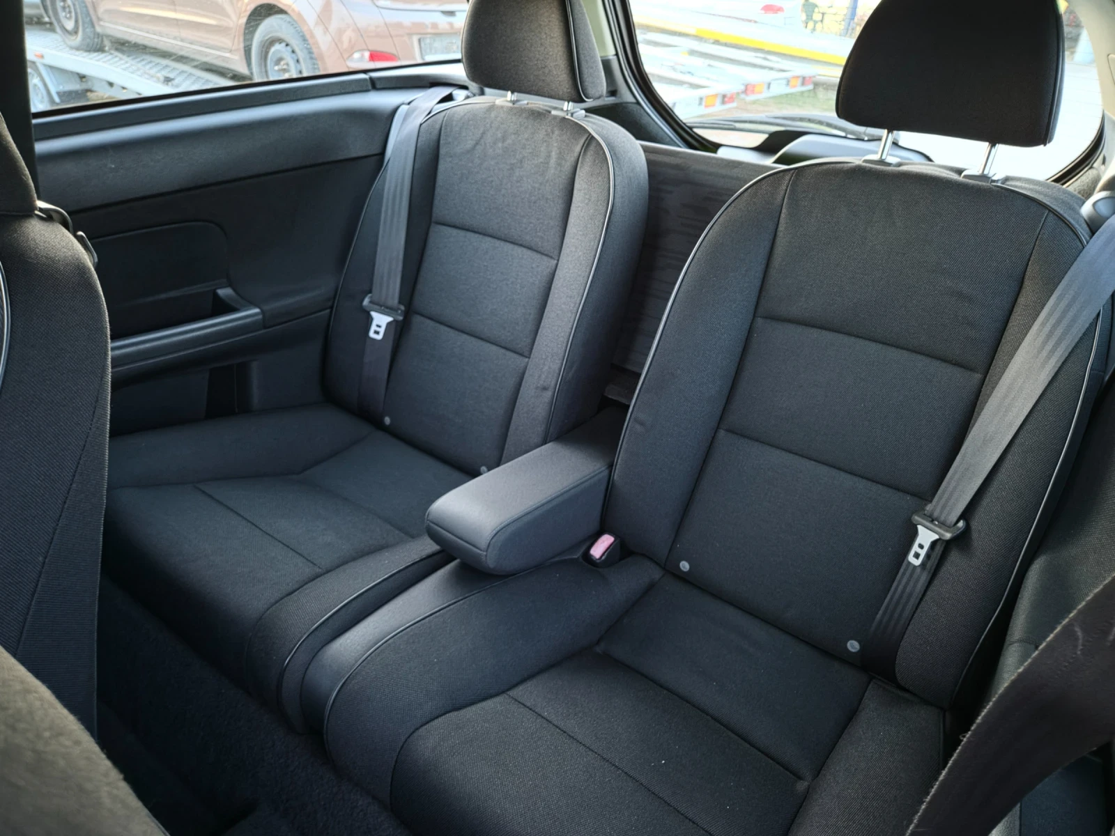 Volvo C30 1.6DIESEL CUPE, снимка 13 - Автомобили и джипове - 56346705