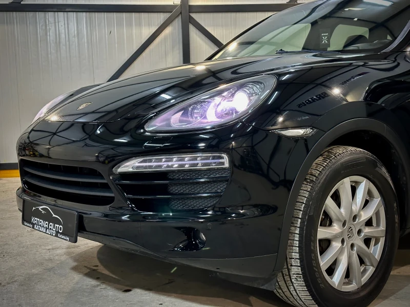 Porsche Cayenne 3.6 V6 ПАНОРАМА* ПОДГРЕВ* ТОП* ЛИЗИНГ* БАРТЕР, снимка 3 - Автомобили и джипове - 46592387