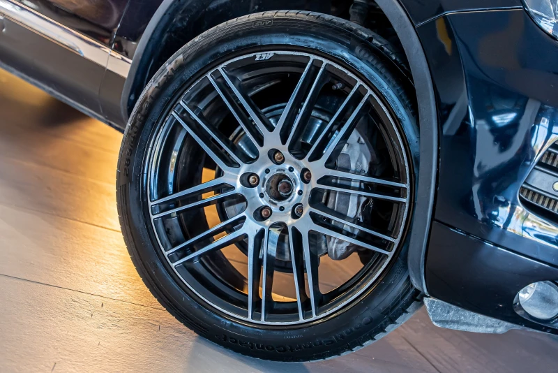 VW Touareg 3.0 TDI, снимка 7 - Автомобили и джипове - 52197203