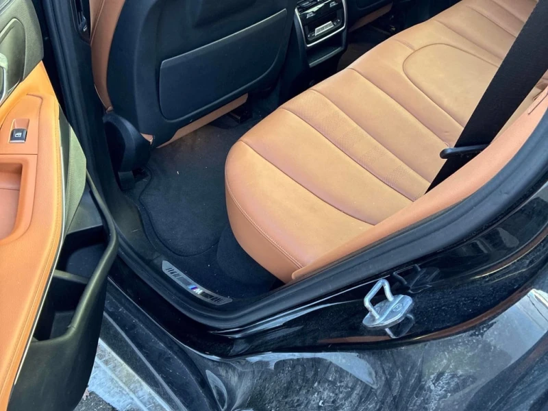 BMW X5 * xDrive45e * CARFAX * БЕЗ ПЪРВОНАЧАЛНА ВНОСКА, снимка 11 - Автомобили и джипове - 52866543