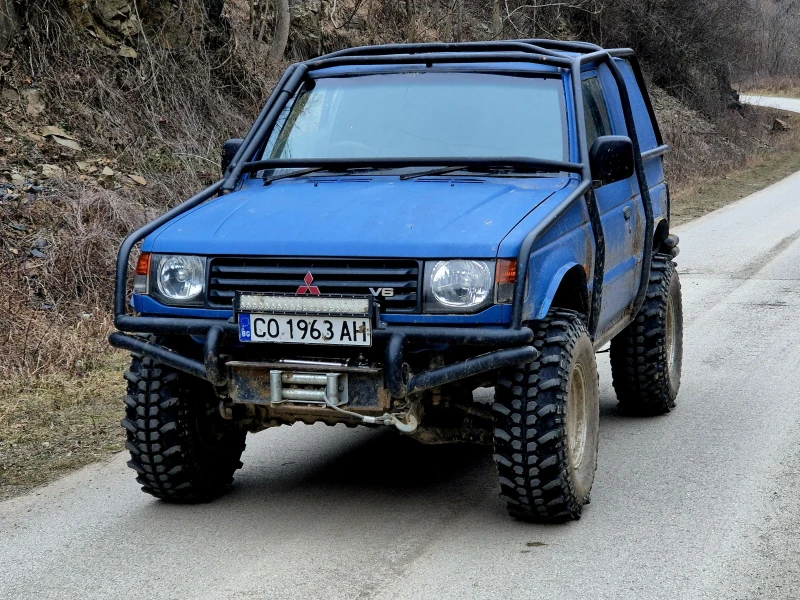 Mitsubishi Pajero Mitsubishi Pajero 2 3.0 V6 ТОП!!!, снимка 2 - Автомобили и джипове - 53186407
