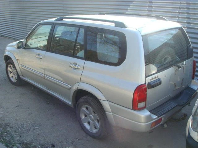 Suzuki Grand vitara XL7, снимка 4 - Автомобили и джипове - 46834338