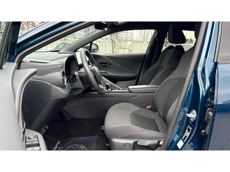 Toyota C-HR 2.0 PLUG-IN SELECTION, снимка 12 - Автомобили и джипове - 54909523
