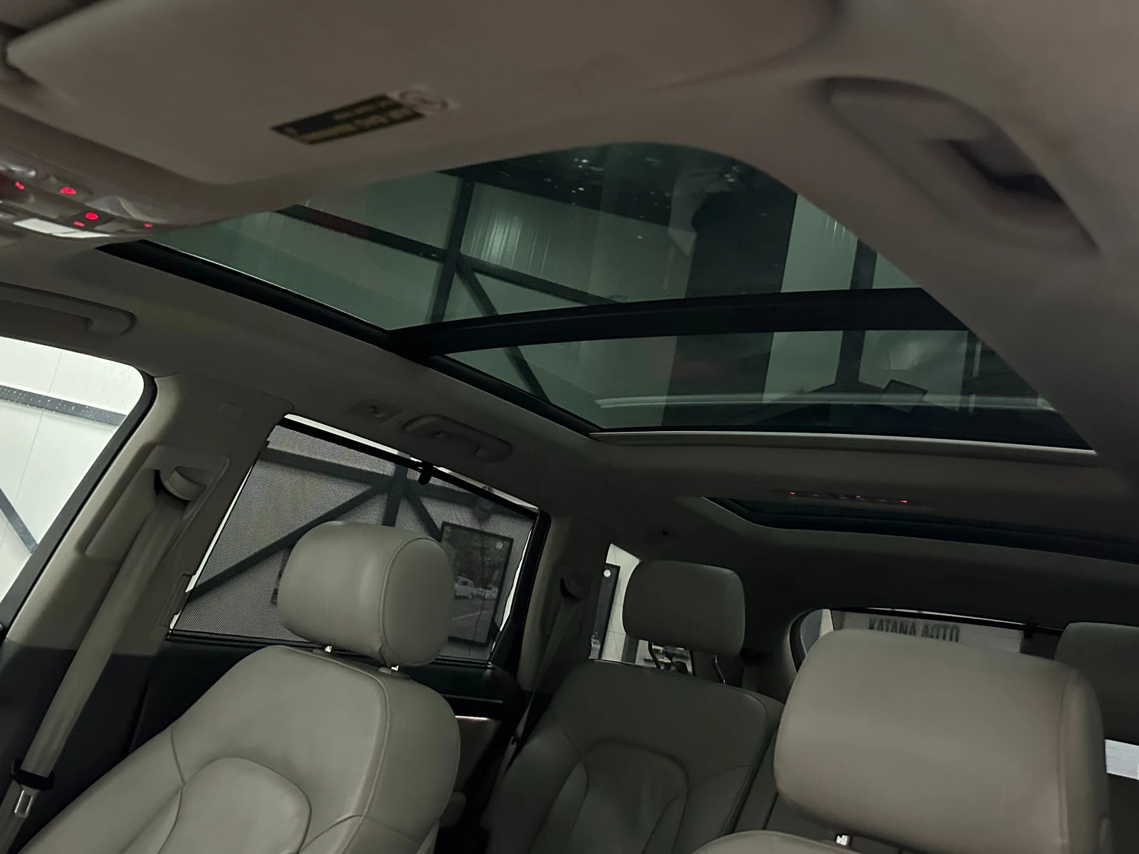 Audi Q7 * FACE* QUATTRO* 7 МЕСТЕН* 333* ПОДГРЕВ* ПАНОРАМА*, снимка 16 - Автомобили и джипове - 46592387
