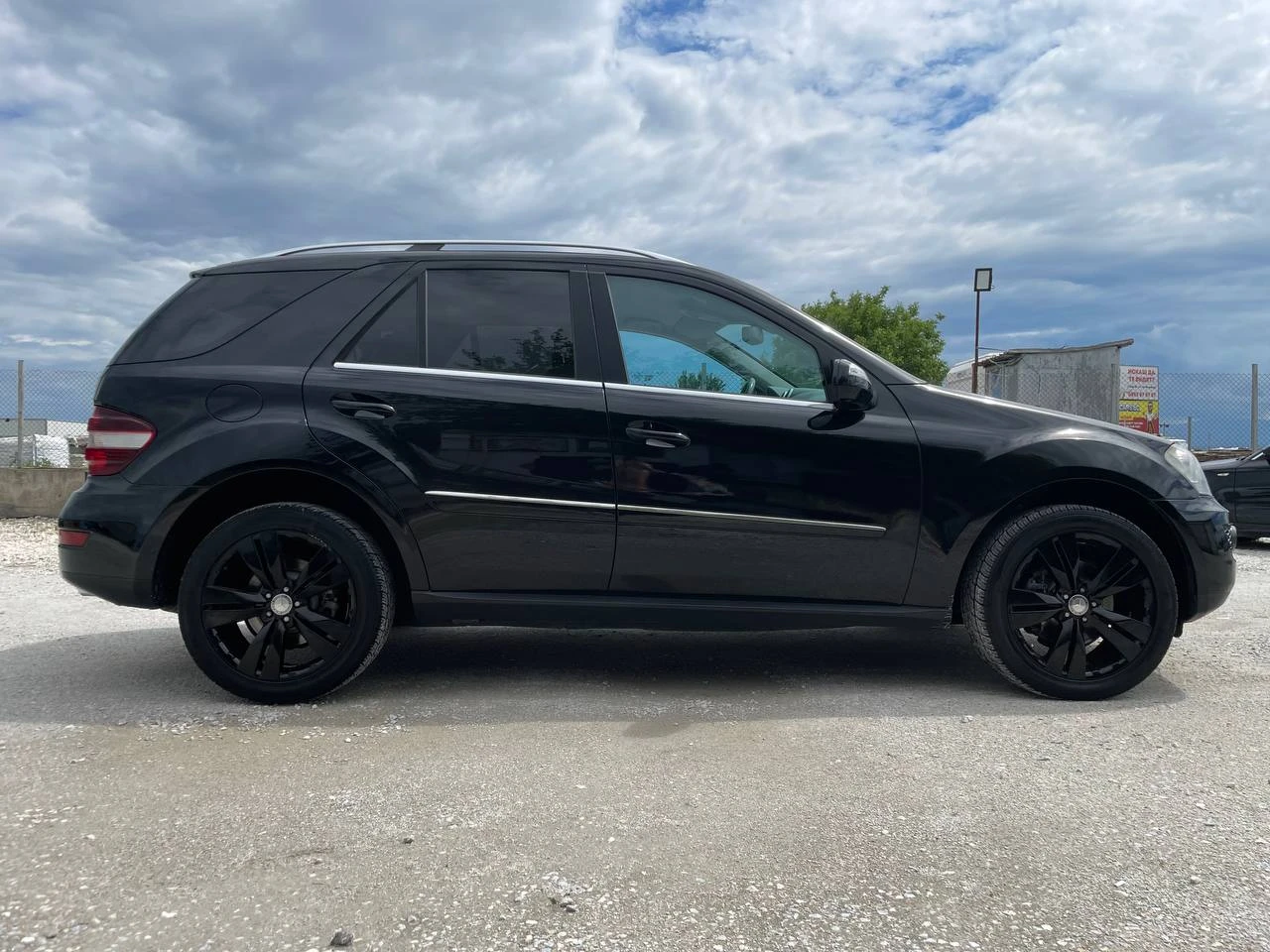 Mercedes-Benz ML 320 4MATIC/FACELIFT/ЛИЗИНГ/HARMAN KARDON/20ки - изображение 7