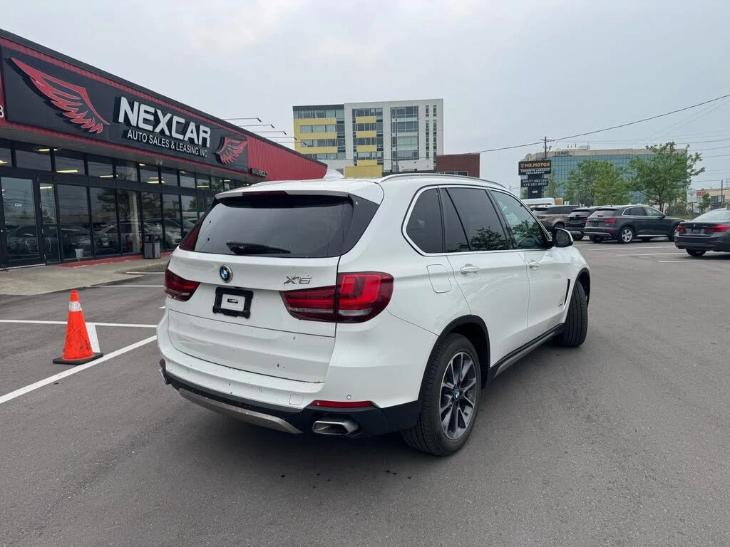 BMW X5 I * M-Package* * HeadUp* Автокредит* (ЦЕНА ДО БГ) - изображение 4