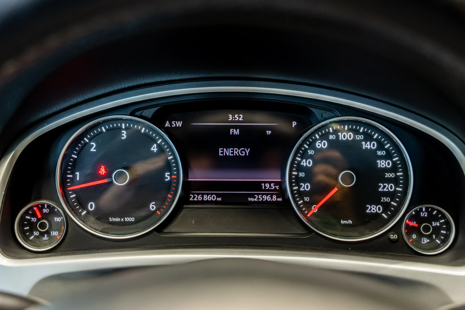 VW Touareg 3.0 TDI | Mobile.bg — изображение 17