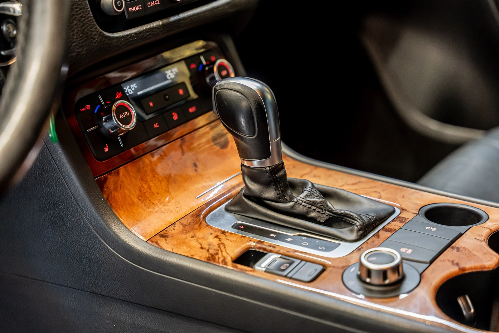 VW Touareg 3.0 TDI | Mobile.bg — изображение 9