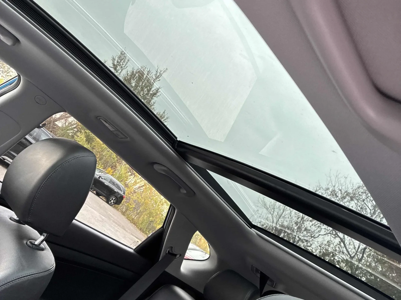 Hyundai Tucson LUXURY AWD * CARFAX *    | Mobile.bg   11