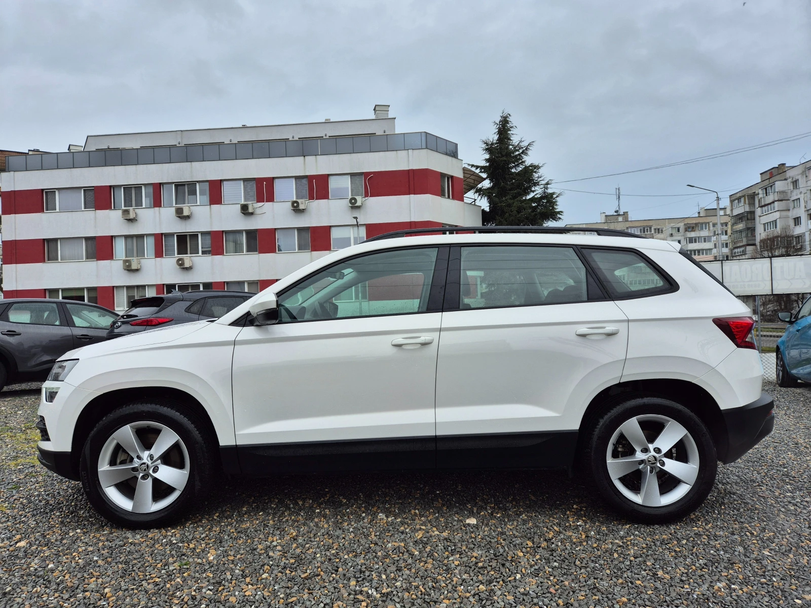 Skoda Karoq 2.0 TDI -AVTOMAT-4x4-KEYLESS-DISTRONIK-DIGITAL | Mobile.bg � ����������� 7