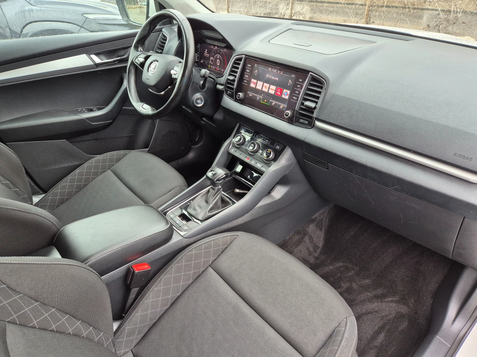 Skoda Karoq 2.0 TDI -AVTOMAT-4x4-KEYLESS-DISTRONIK-DIGITAL | Mobile.bg � ����������� 11