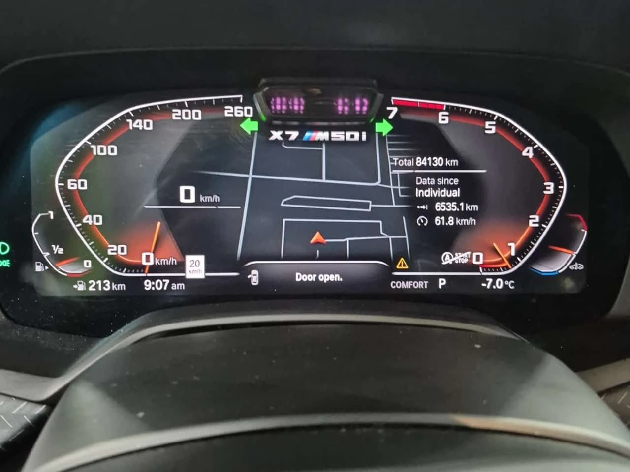 BMW X7 * M50I * ДИСТРОНИК* 360 КАМЕРА* ПОДГРЕВИ* ОБДУХВАН, снимка 10 - Автомобили и джипове - 53728846