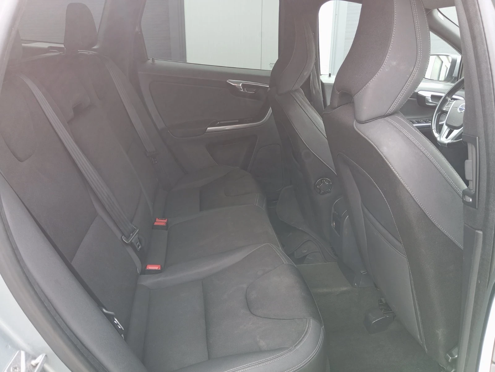 Volvo XC60, снимка 11 - Автомобили и джипове - 54028791