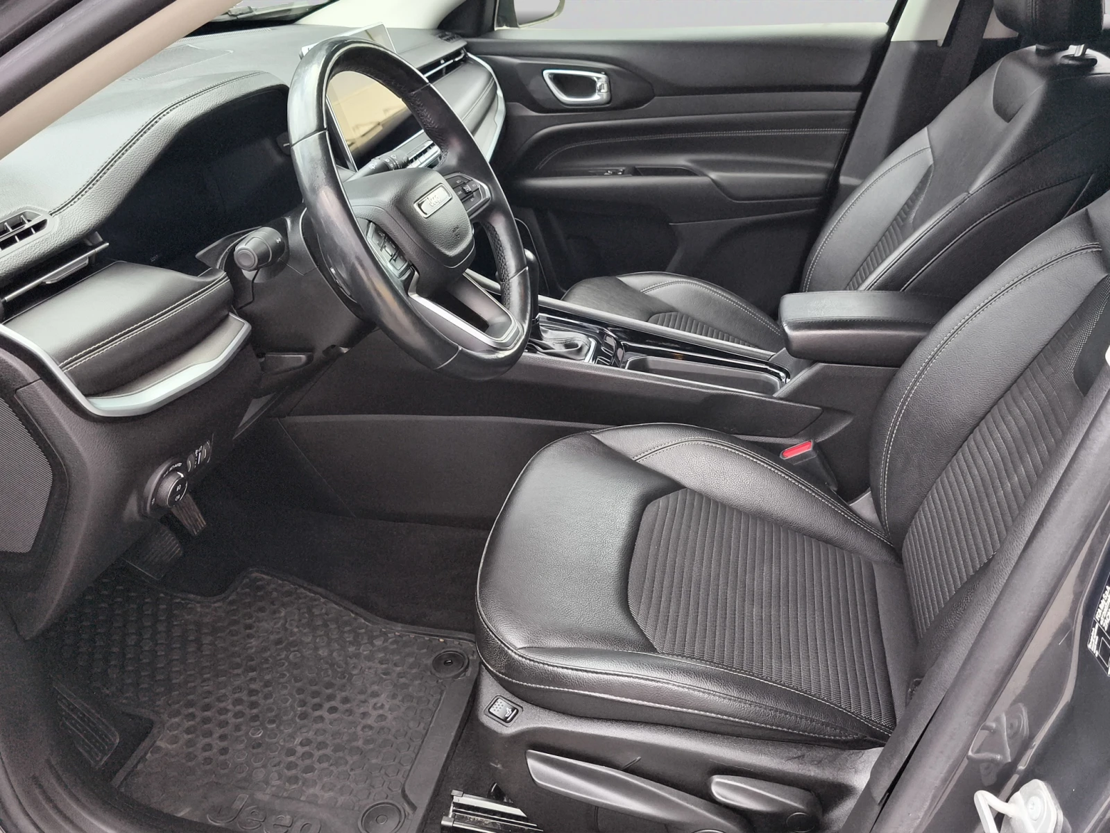 Jeep Compass LIMITED 1.5 e-Hybrid 48V 130hp 7-DCT//2303841, снимка 11 - Автомобили и джипове - 54524315