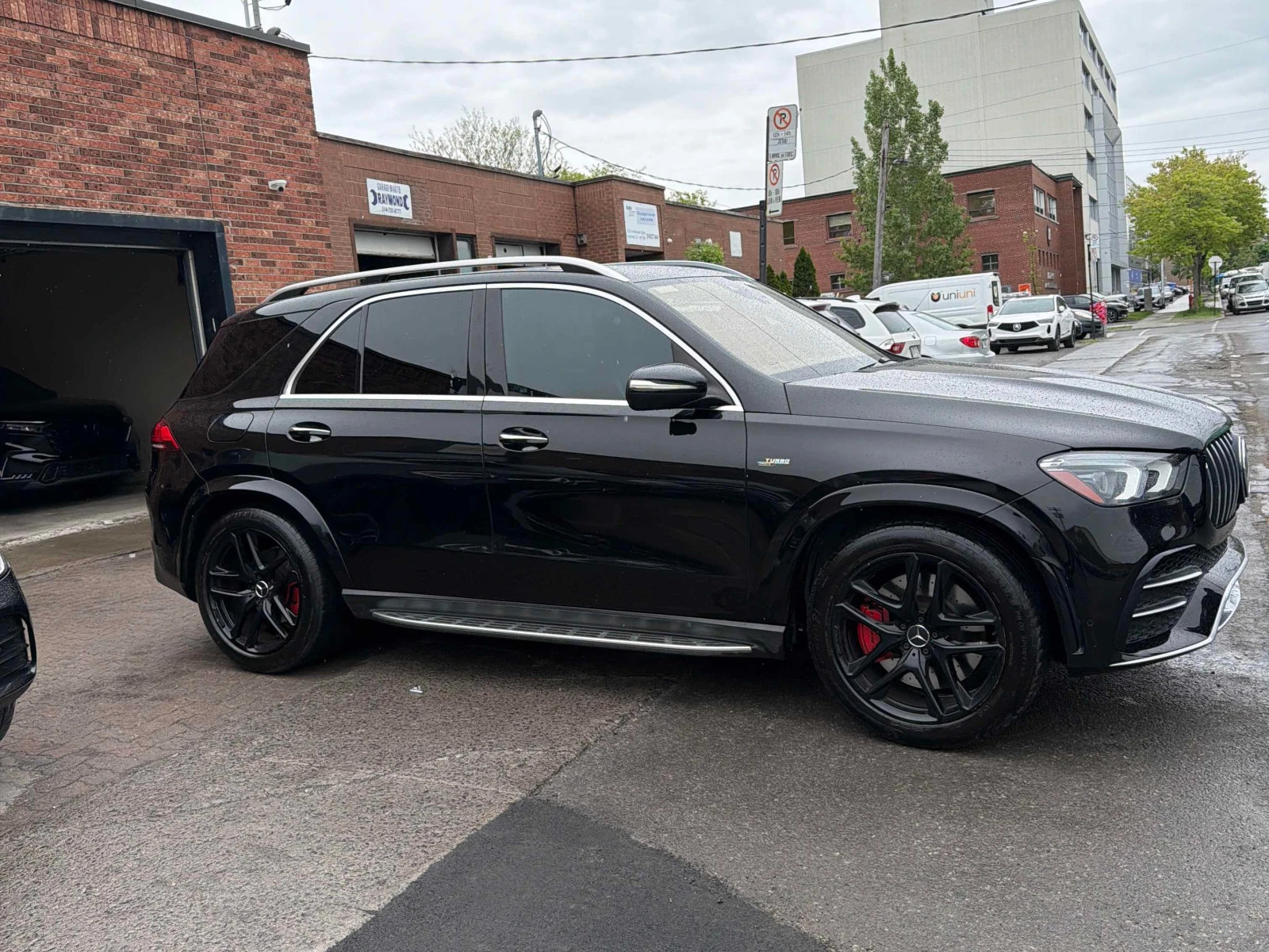 Mercedes-Benz GLE 53 4MATIC ОБДУХВАНЕ * 360 КАМЕРА * BURMESTER * CARFAX * , снимка 3 - Автомобили и джипове - 54719997