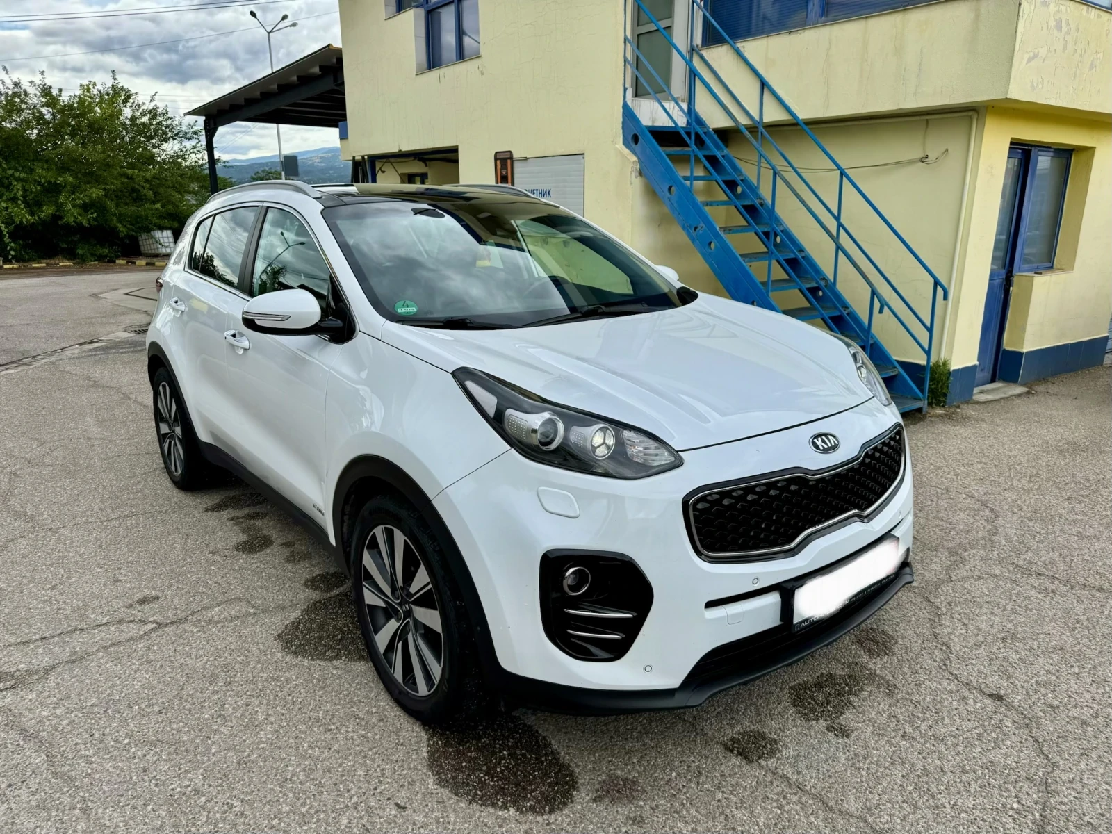 Kia Sportage 2.0CRDI AWD Full 170к км., снимка 3 - Автомобили и джипове - 54884609