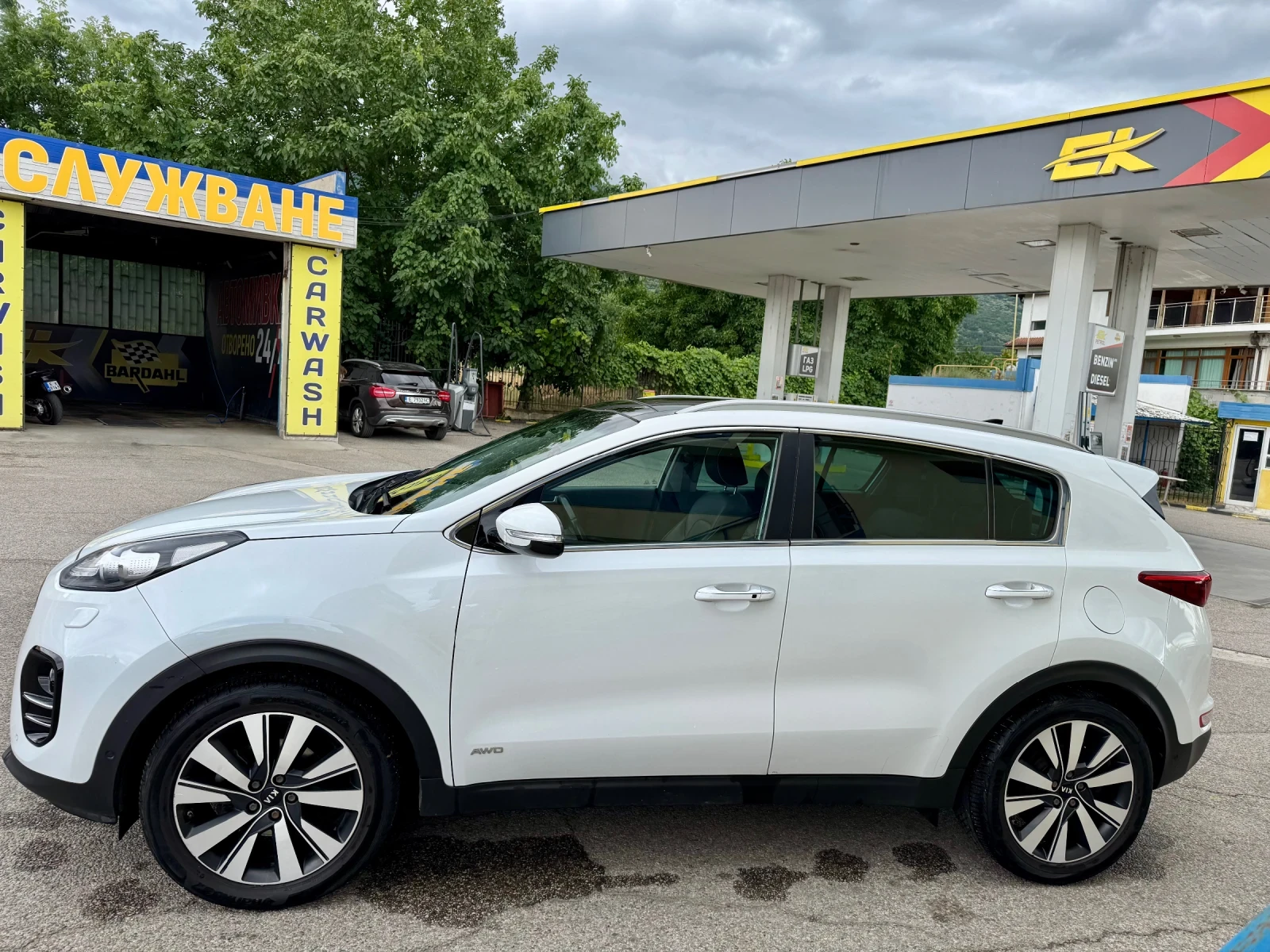 Kia Sportage 2.0CRDI AWD Full 170к км., снимка 8 - Автомобили и джипове - 54884609