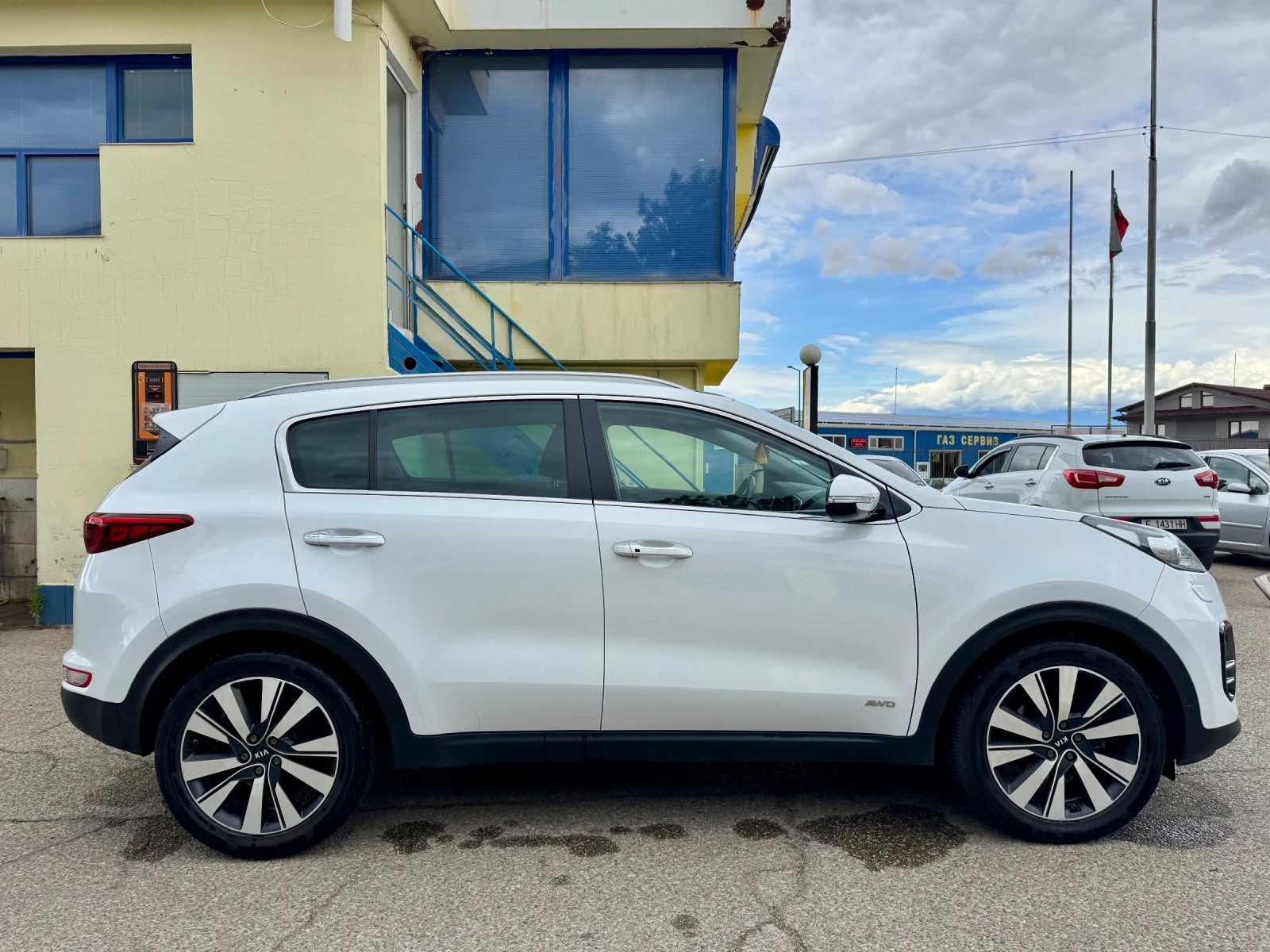 Kia Sportage 2.0CRDI AWD Full 170к км., снимка 4 - Автомобили и джипове - 54884609