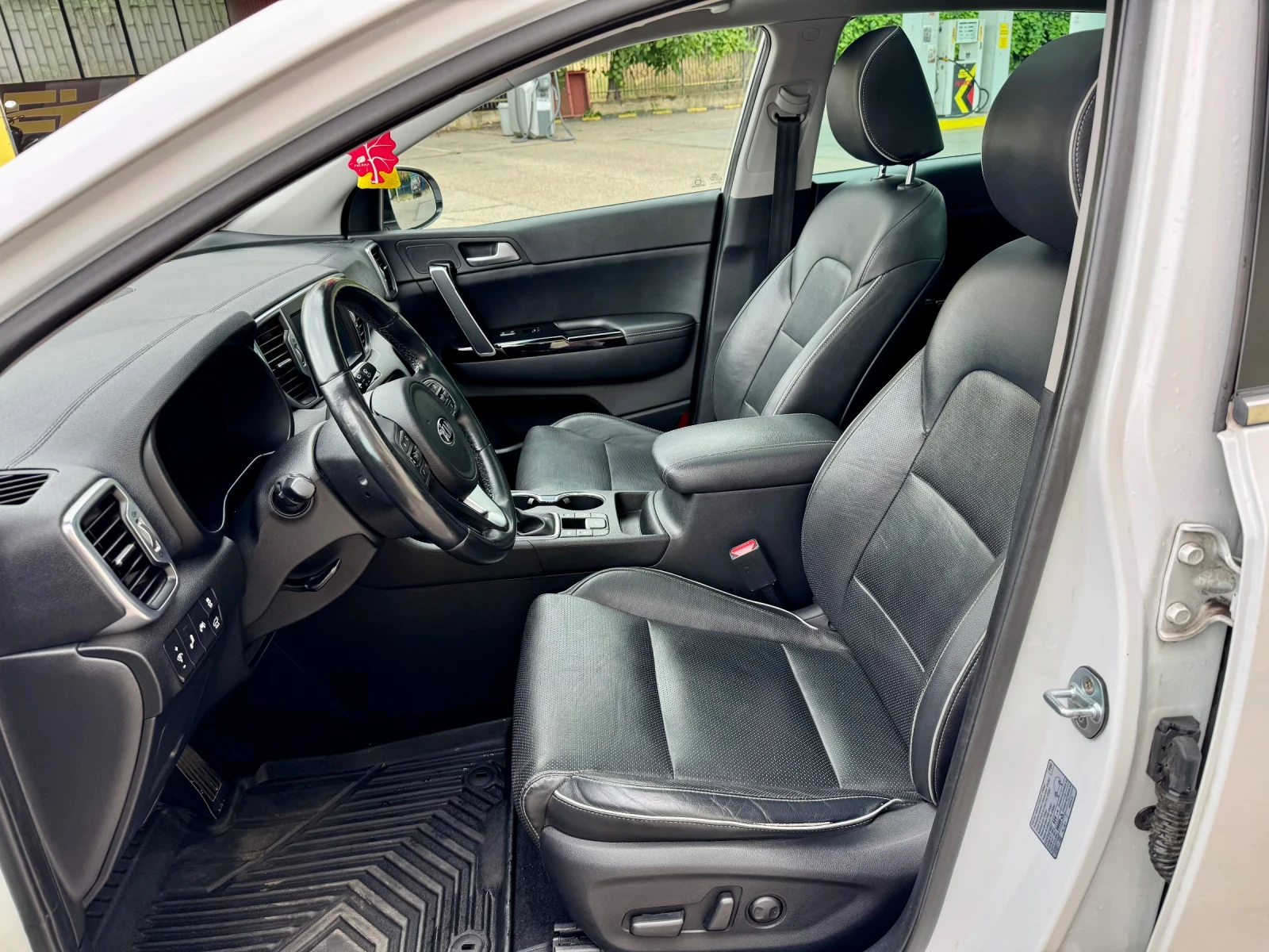 Kia Sportage 2.0CRDI AWD Full 170к км., снимка 9 - Автомобили и джипове - 54884609
