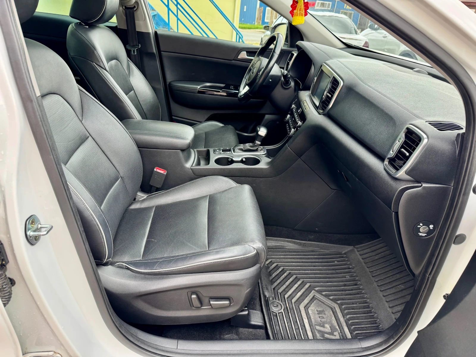 Kia Sportage 2.0CRDI AWD Full 170к км., снимка 13 - Автомобили и джипове - 54884609