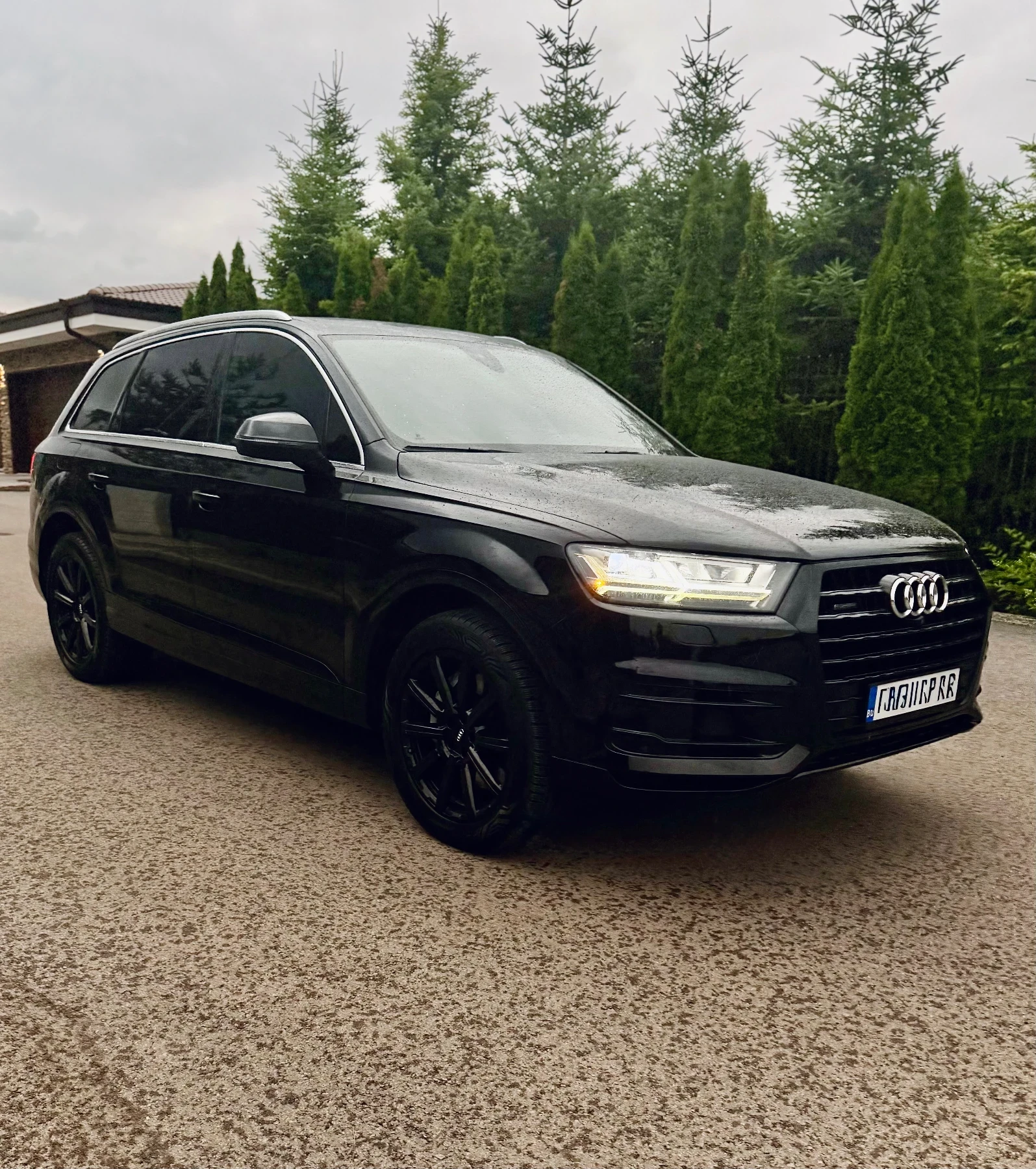 Audi Q7 3.0 TFSI 7 Места PRESTIGE , снимка 3 - Автомобили и джипове - 55364393