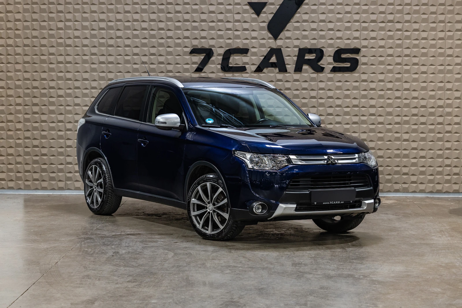 Mitsubishi Outlander | 2.0 DI-D | 4×4| Автоматик| Гаранция| 7cars, снимка 3 - Автомобили и джипове - 55650656