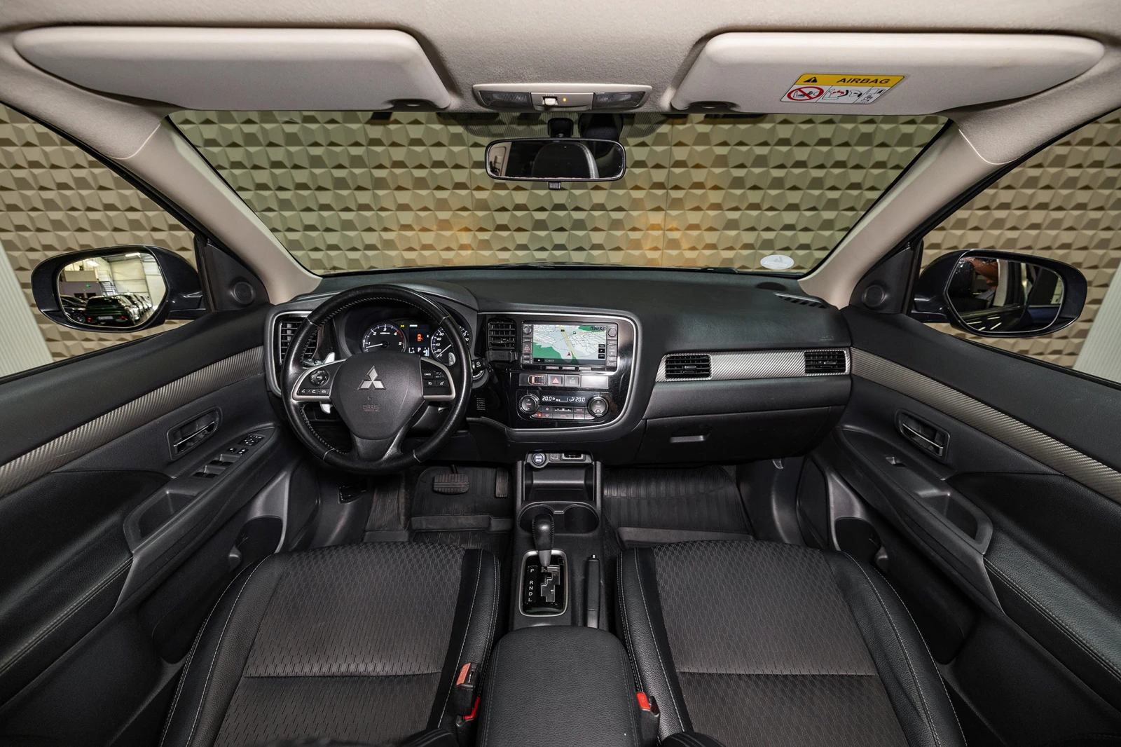 Mitsubishi Outlander | 2.0 DI-D | 4×4| Автоматик| Гаранция| 7cars, снимка 9 - Автомобили и джипове - 55650656