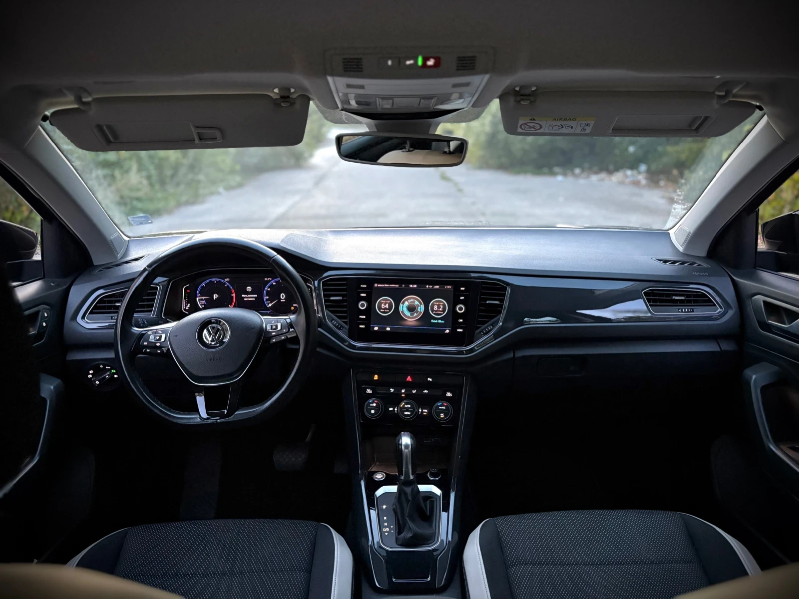 VW T-Roc VW T-Roc * 2.0TDI * KEYLESS * DISTRONIC* DIGITAL * | Mobile.bg � ����������� 14