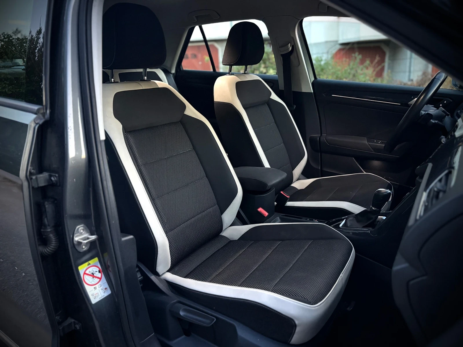 VW T-Roc VW T-Roc * 2.0TDI * KEYLESS * DISTRONIC* DIGITAL * | Mobile.bg � ����������� 12