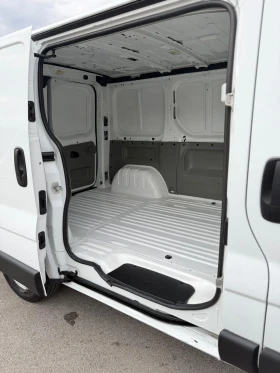 Renault Trafic 2.0dCi, снимка 12