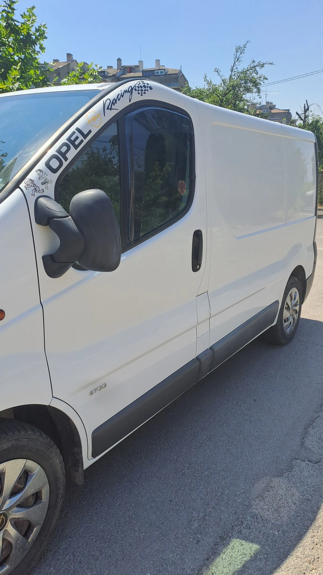 Opel Vivaro 1.9 cdti мултимедия - изображение 2