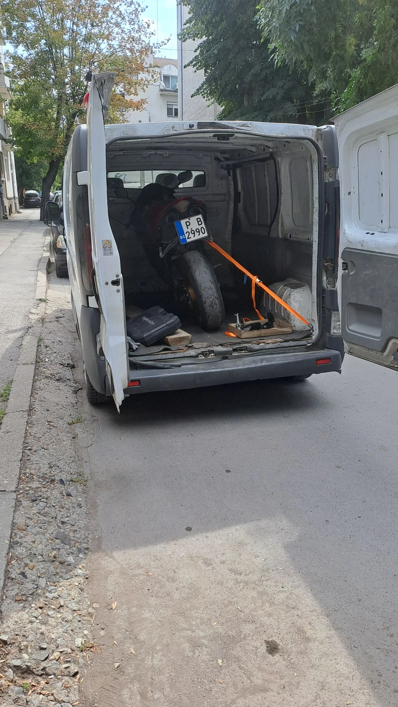 Opel Vivaro 1.9 cdti мултимедия - изображение 6