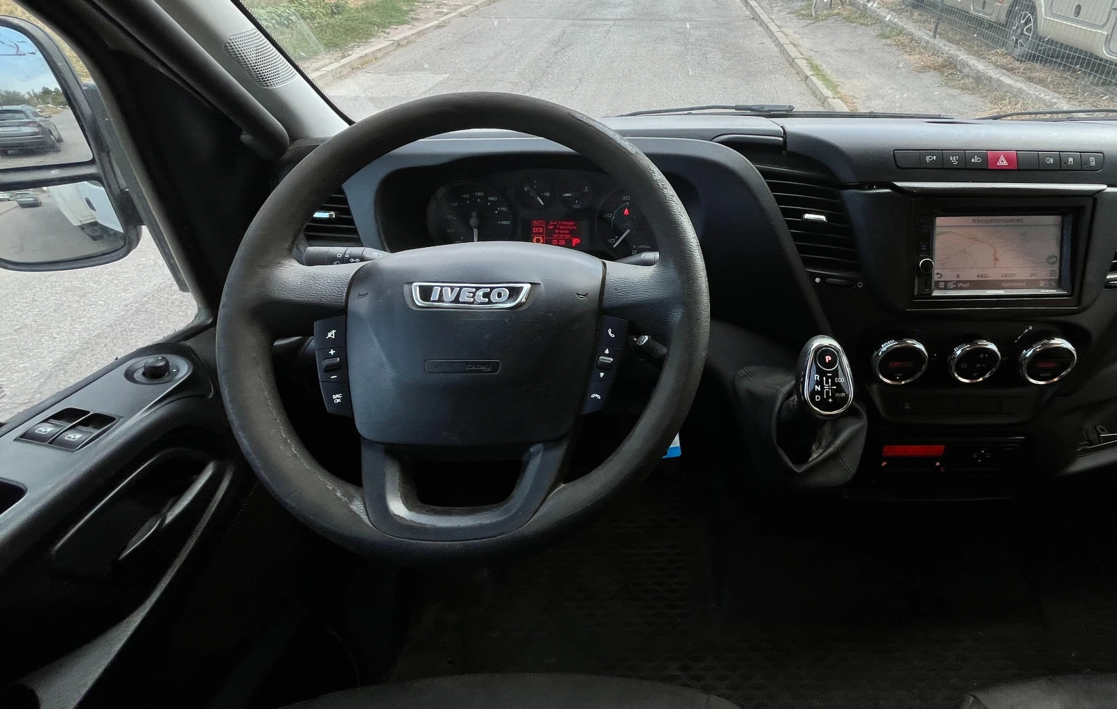 Iveco Daily 72C17 HI-MATIC + KЛИМАТРОНИК, снимка 7 - Бусове и автобуси - 55659077